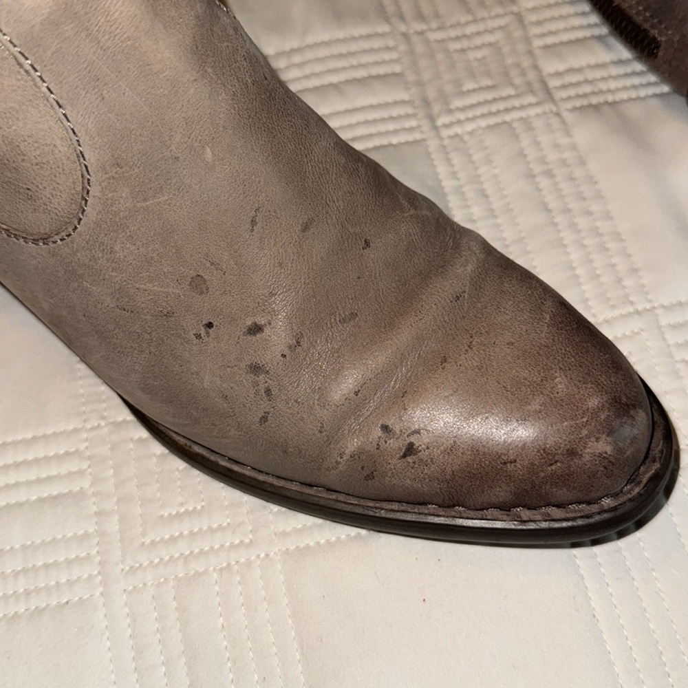 Born cowboy boots SZ 9.5 - Picture 10 of 10